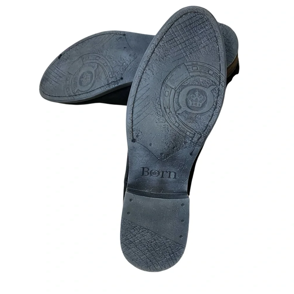 BORN Handcrafted Suede Bootie U.S 9.5